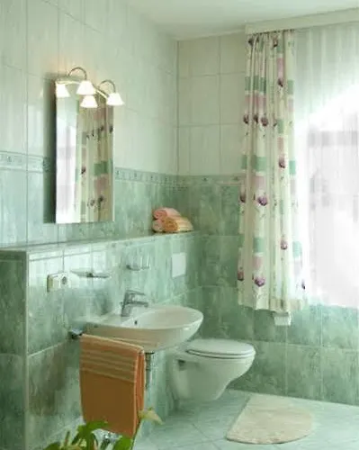 Schatzberger ホテル