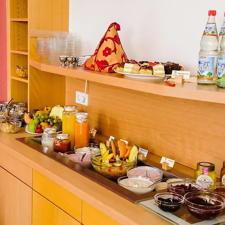 Schatzberger Готель Бад-Фюссінг